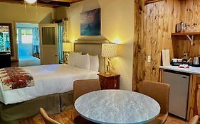 Fernwood Resort
